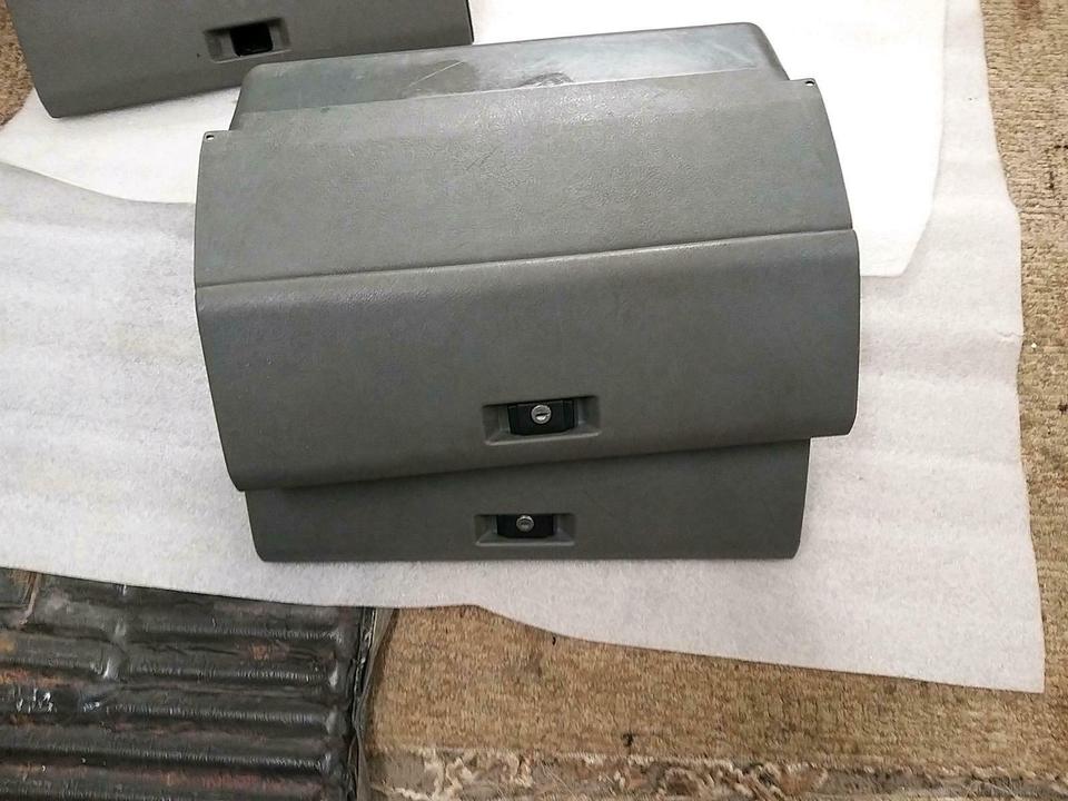 VW T4 Handschuhfach