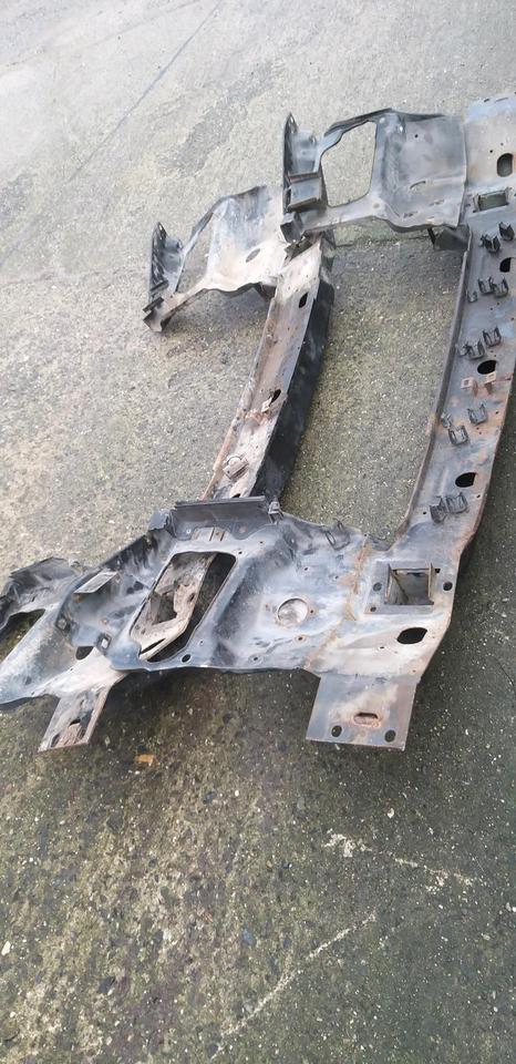 Original Frontmaske Frontträger für KV aus Bj 2003