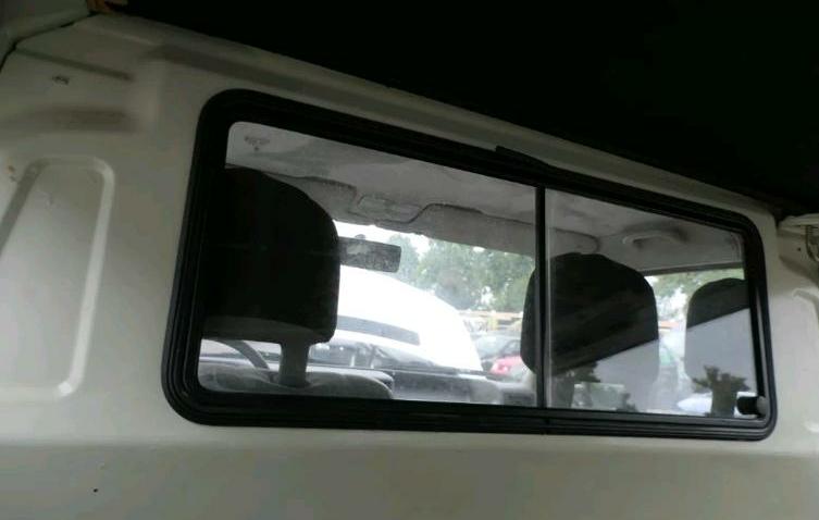 VW T4 Schiebefenster für Rückwand