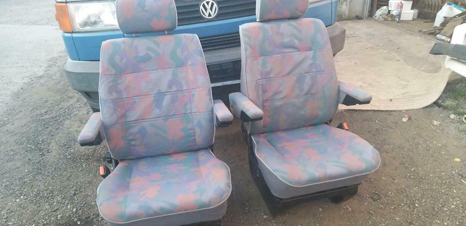 VW T4 Pilotensitze mit Armlehnen sehr gut