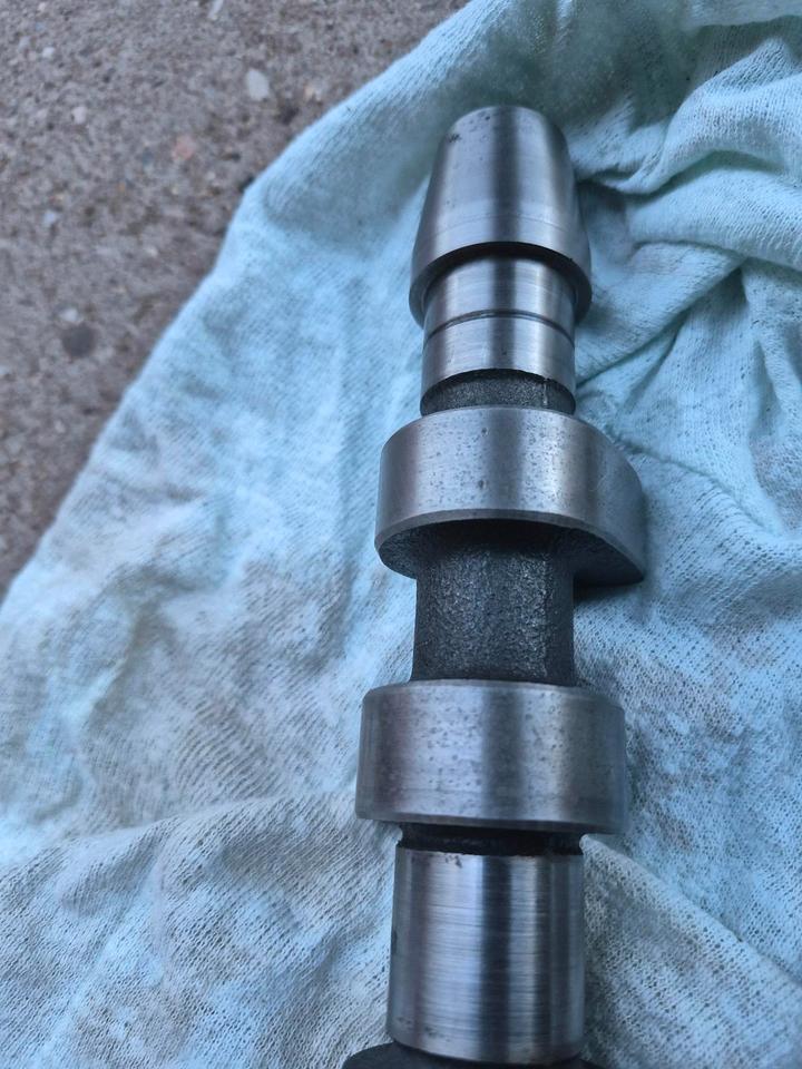 VW T4 1,9 D TD original Nockenwelle + Lager schalen