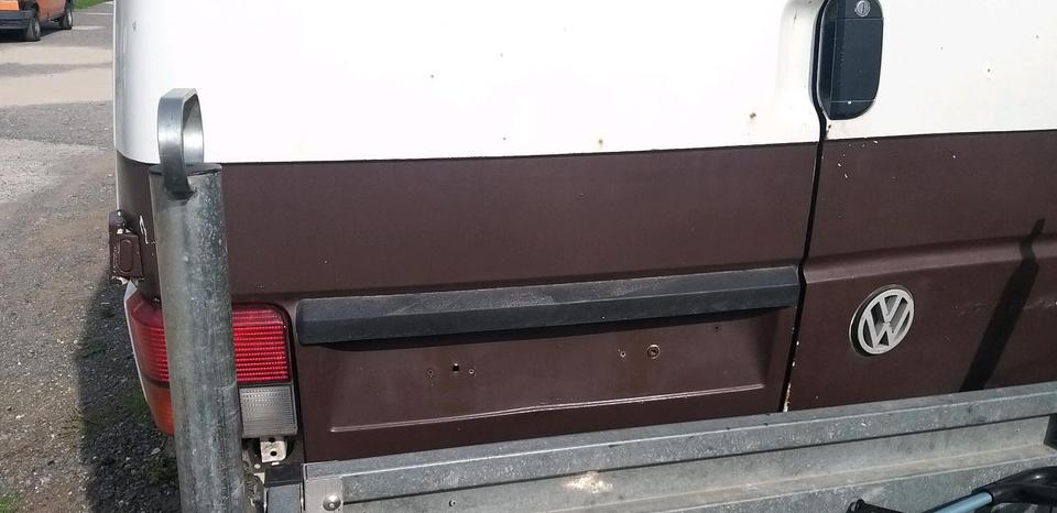 VW T4 Abdeckung Blende Kenzeichenbeleuchtung Flügeltüren
