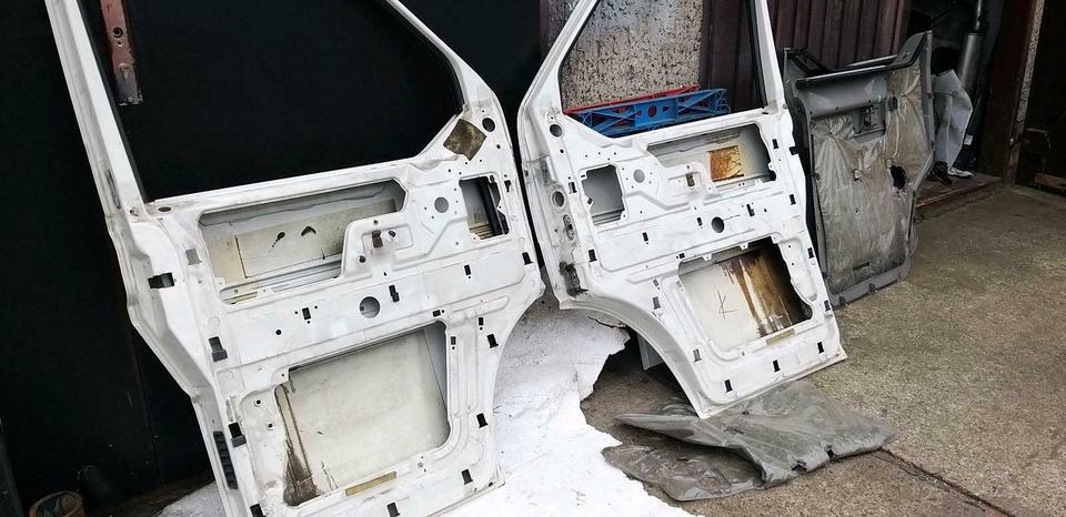 VW T4 Tür vorne  links in Weiß