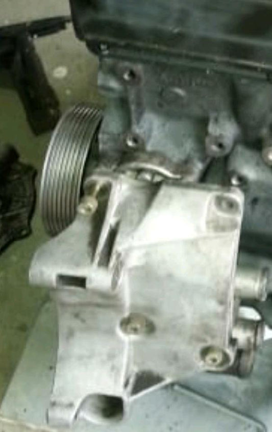 VW T4  Halter Konsole Lichtmaschine