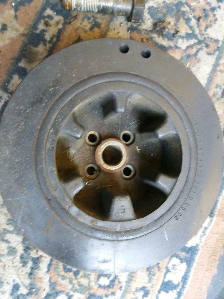 VW T4  Schwingungsdämpfer