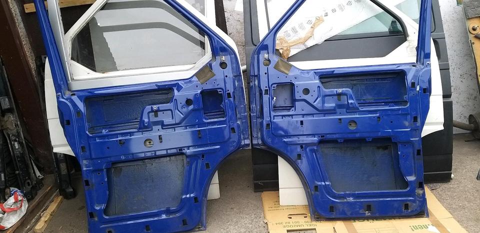VW T4 Tür vorne links oder rechts  in Blau ab bj 96