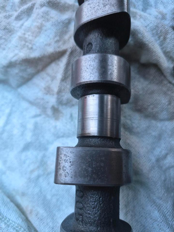 VW T4 1,9 D TD original Nockenwelle + Lager schalen