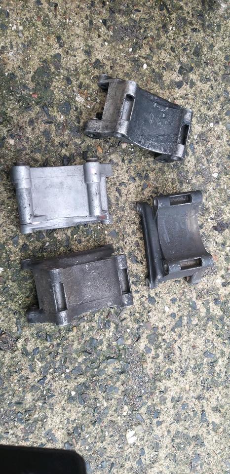 VW T4 Halter Klimakompressor A/B