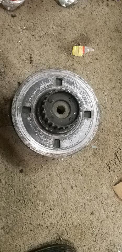 VW T4 1,9 TD ABL Original Riemenscheibe Kurbelwelle Komplett