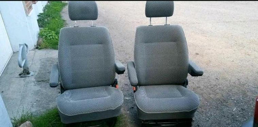 VW T4 Pilotensitz Fahrersitz oder Beifahrersitz mit Armlehnen