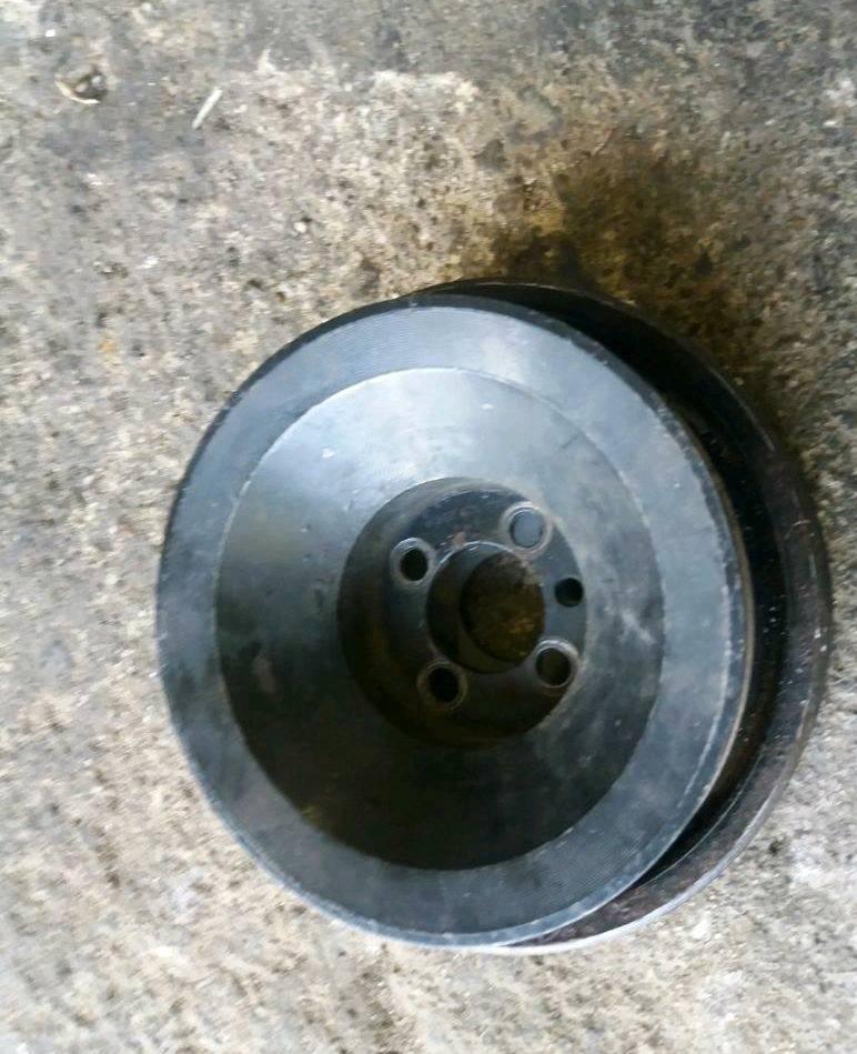 VW T4 Riemenscheiben Kurbellwelle servo 1,9 D 1 X oder 1,9 TD ABL