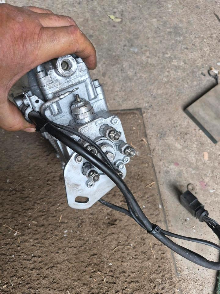VW T4 2,5 TDI  Einspritzpumpe UNGEPRÜFT