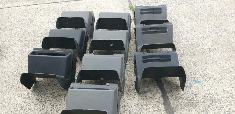 Mittelkonsole VW T4 SCHWARZE (ODER GRAUE)
