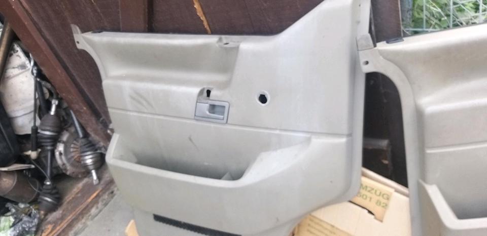 VW T4 Türverkleidung vorne links.