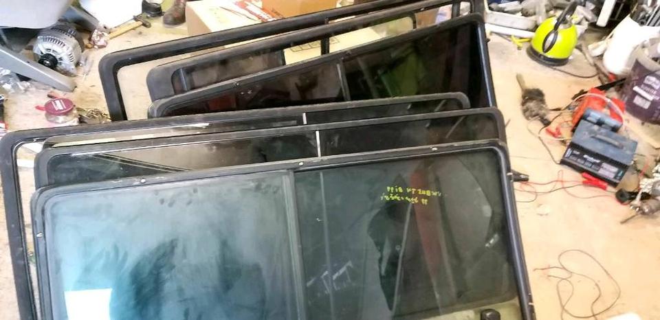 VW T4 Schiebefenster