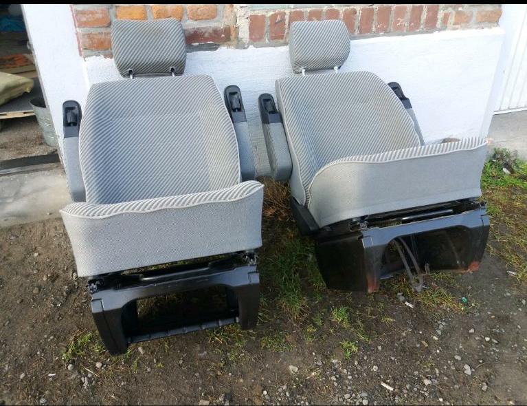 VW T4 Pilotensiz Fahrersitz oder Beifahrersitzmit Armlehnen (TOP)