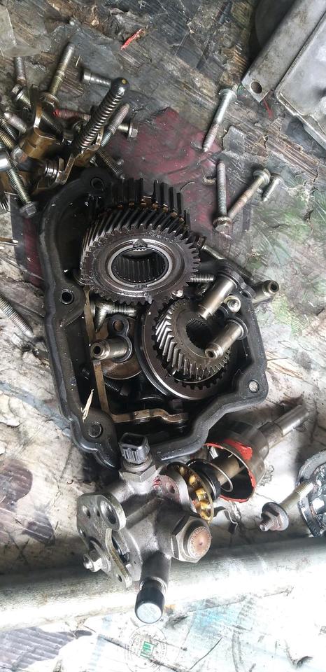 VW T4 02 B  Schaltgetriebe Ersatzteile 1,9 D TD  2,4 D 2,5 TDI