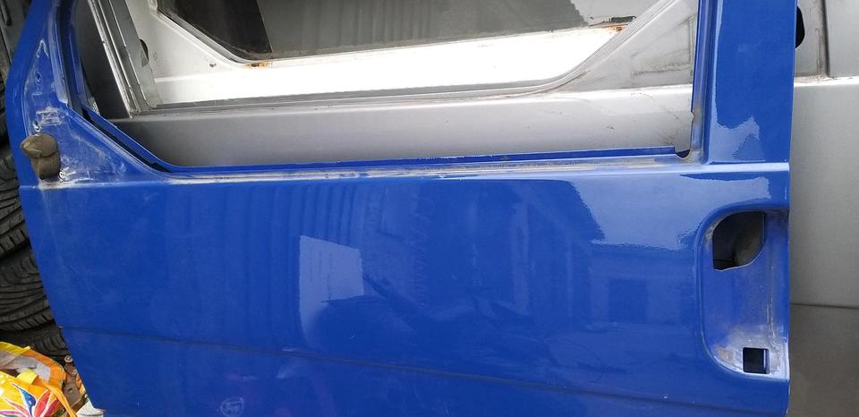 VW T4 Tür vorne links oder rechts  in Blau ab bj 96