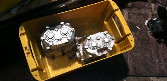 2×Compressor ZIL 130 MAZ PAZ URAL K 700 (TOP)