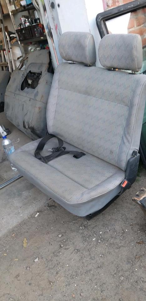 VW T4 Doppelsitzbank klappbar vorne