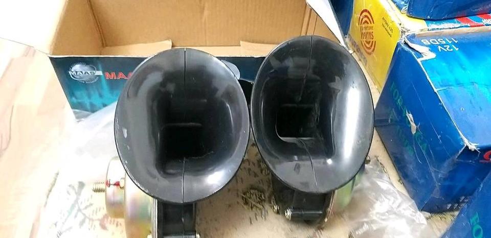 Wolga GAZ  24, 2410  Hupe (neu)