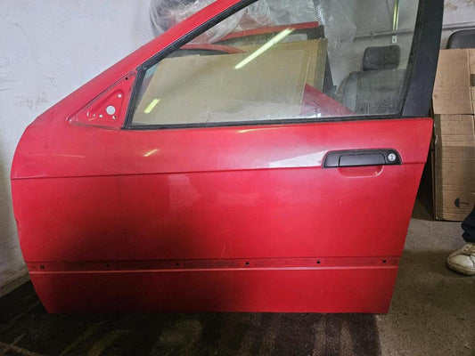 Bmw E36 Komplette Tür vorne/hinten links oder rechts