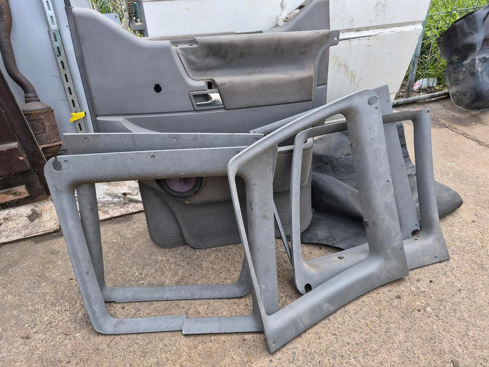 VW T4 Verkleidung oben links oder  Flügeltür