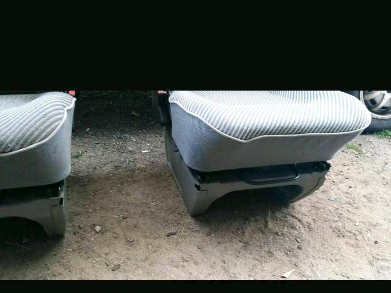 VW T4 Pilotensitz Fahrersitz oder Beifahrersitz mit Armlehnen