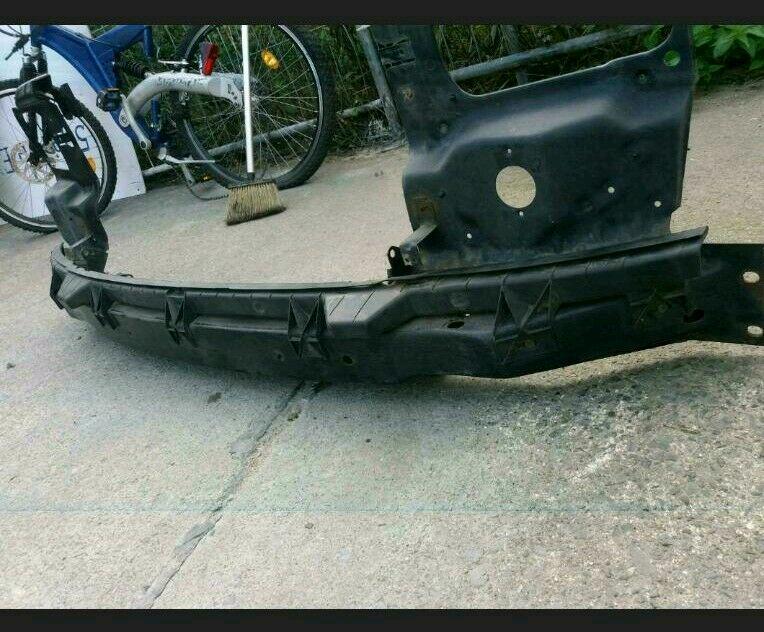 Original Frontmaske Frontträger für KV aus Bj 2003