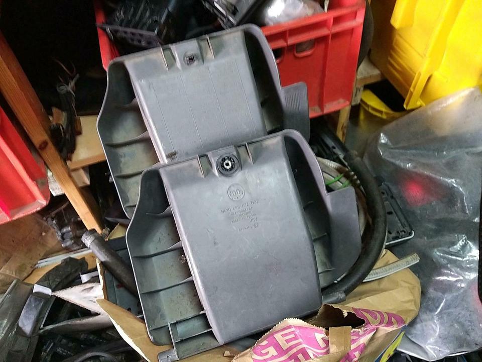 VW- T4-orig. Abdeckung Zentralelektrik Sicherungskasten