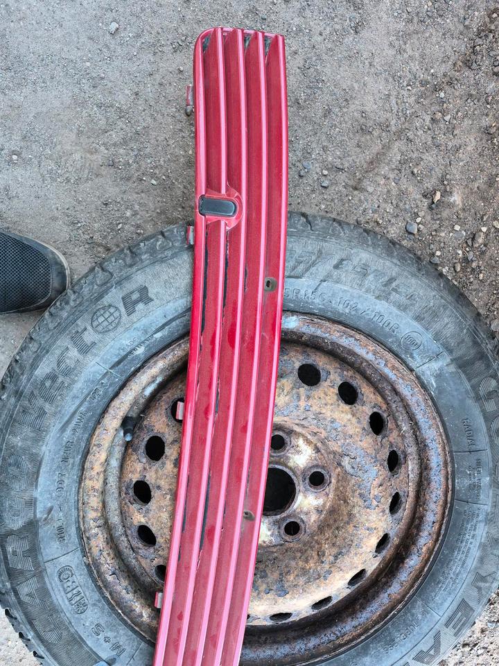 VW T4 Gitter Wischdüsen Motorhaube KV