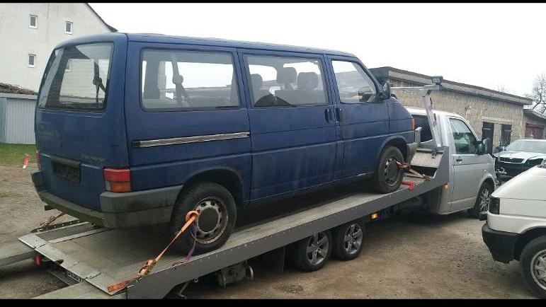 VW T4 Original Stosstange hinten komplett bis bj 96.