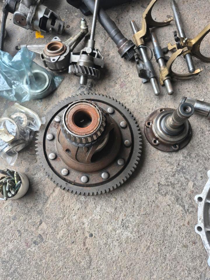 VW T4 2,5 TDI ACV  Ersatzteile 02G DXZ Schaltgetriebe komplett