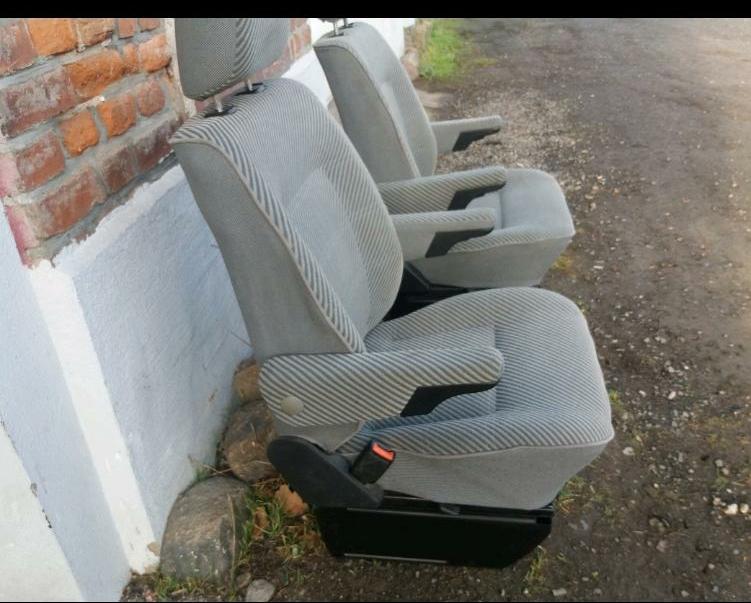VW T4 Pilotensiz Fahrersitz oder Beifahrersitzmit Armlehnen (TOP)