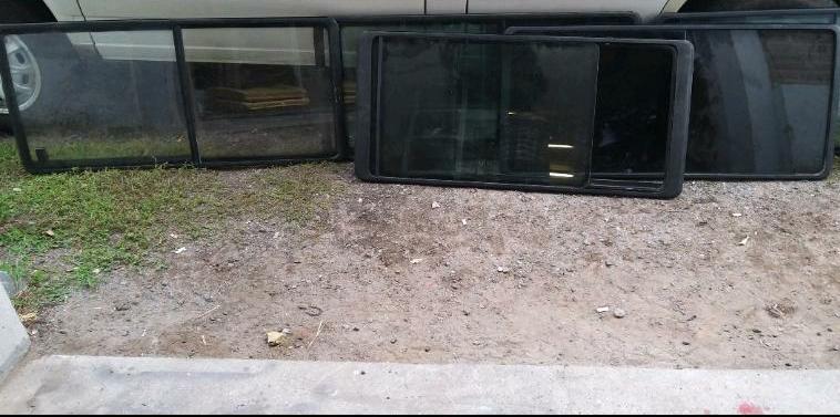 VW T4 Schiebefenster links oder rechts.