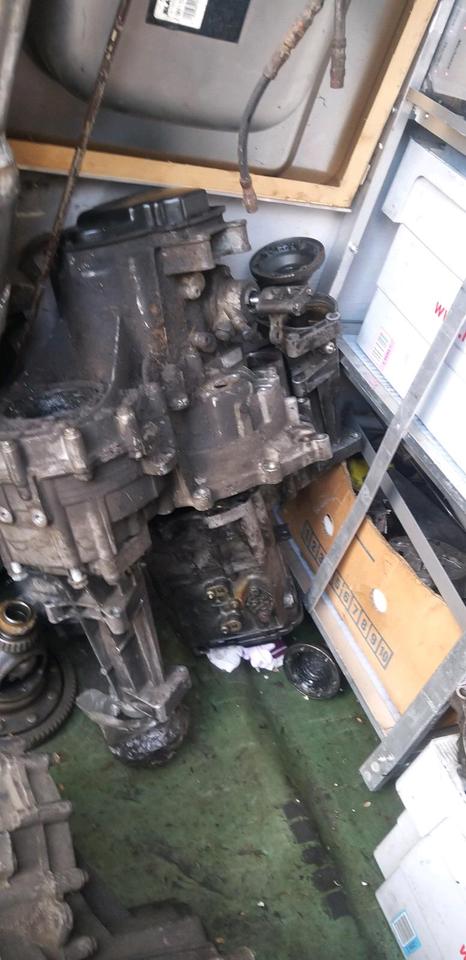 VW T4 ERSATZTEILE  SCHALTGETRIEBE 02B