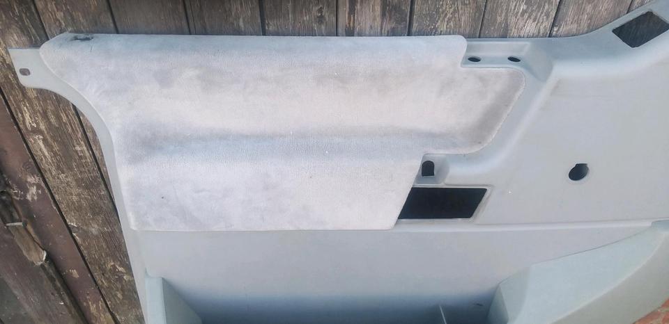 VW T4 Türverkleidung vorne links (Sehr gut)