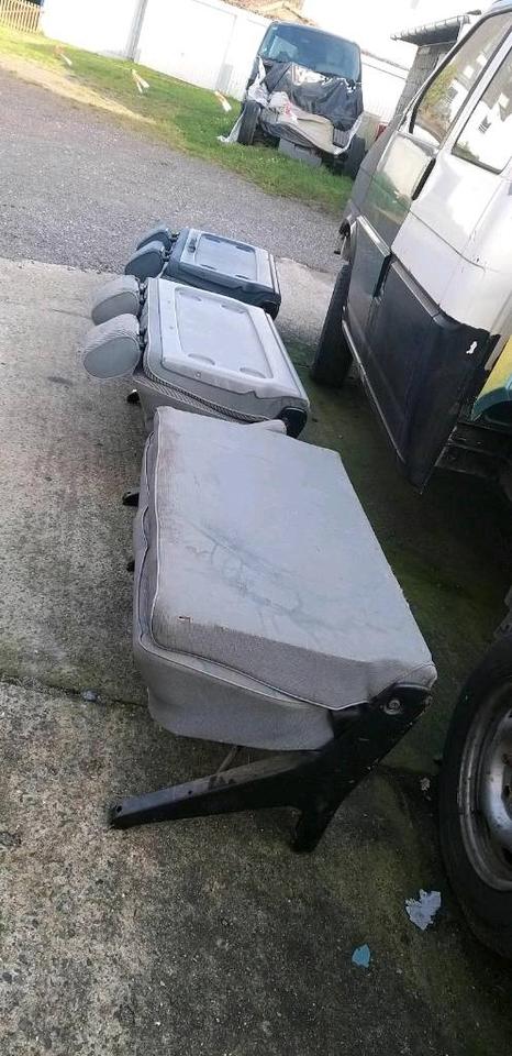 VW T4 Sitzbank mit Armlehnen zwete Reihe.