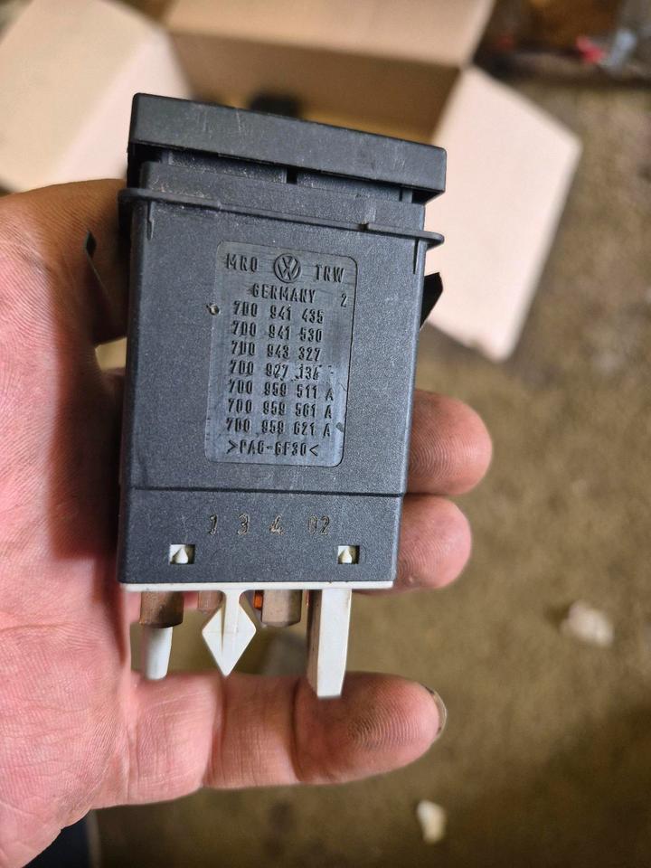 Schalter Rundumkennleuchte Leuchte VW T4