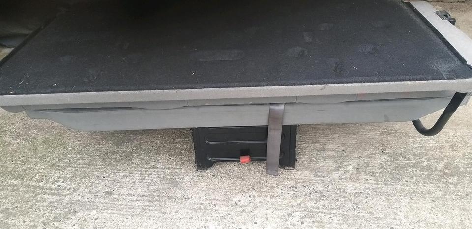 VW T4 Caravelle Hintere Sitzbank/ Heckablage  (TOP)