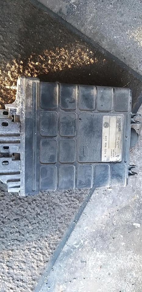 VW T4 2,5 ACU Motorsteuergerät 023906024R