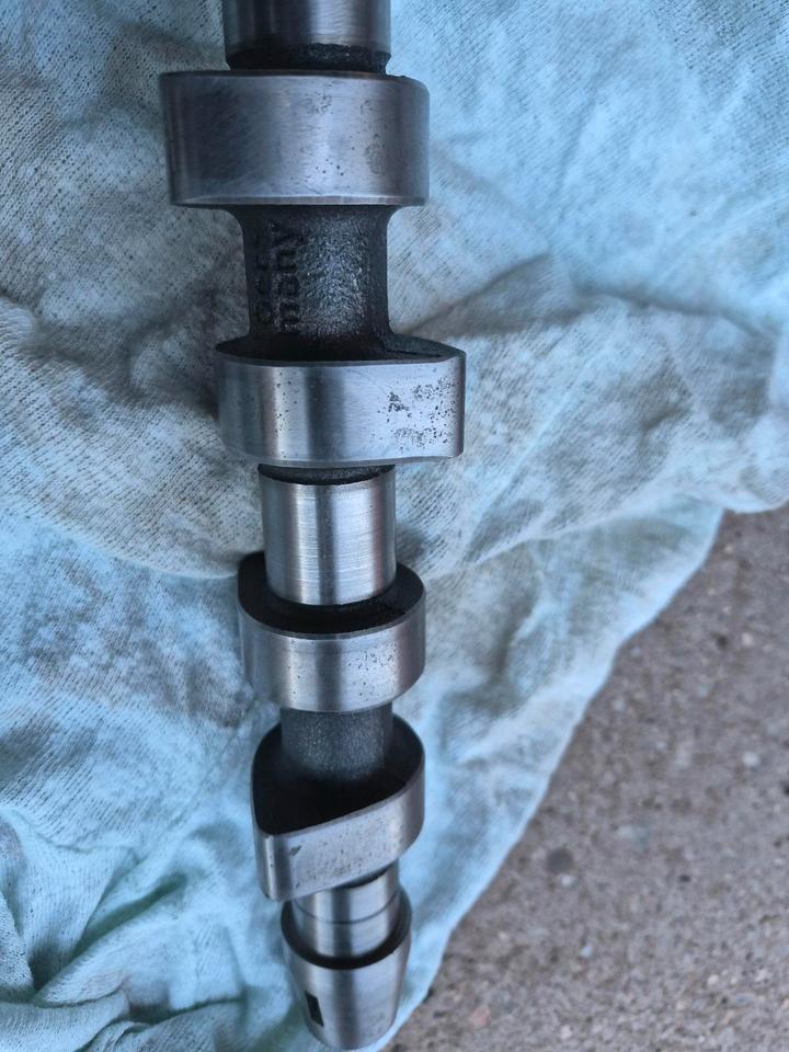 VW T4 1,9 D TD original Nockenwelle + Lager schalen