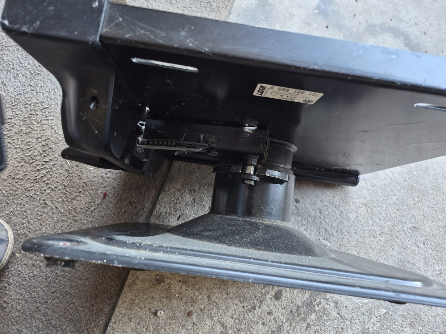 VW T4 Orig. Drehkonsole links/rechts 360 Grad ab BJ 96 (TOP)