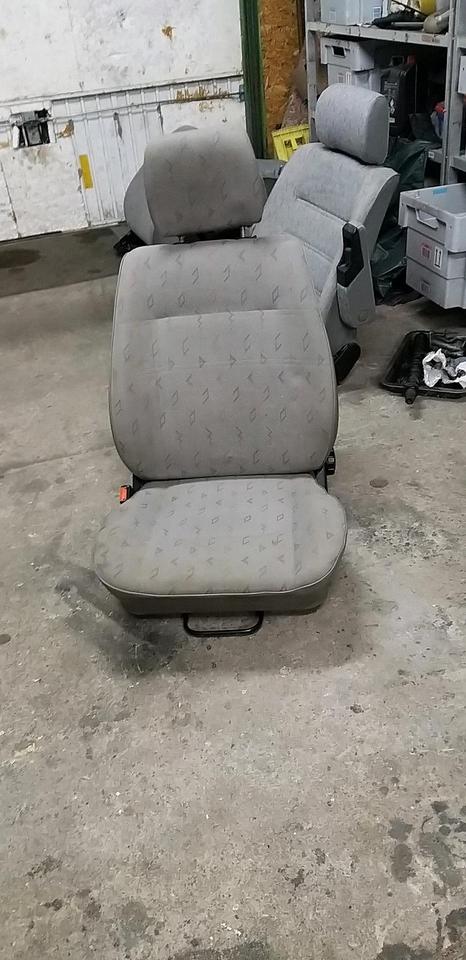 VW T4 Fahrersitz oder Beifahrersitz mit Sitzheizung  INKA