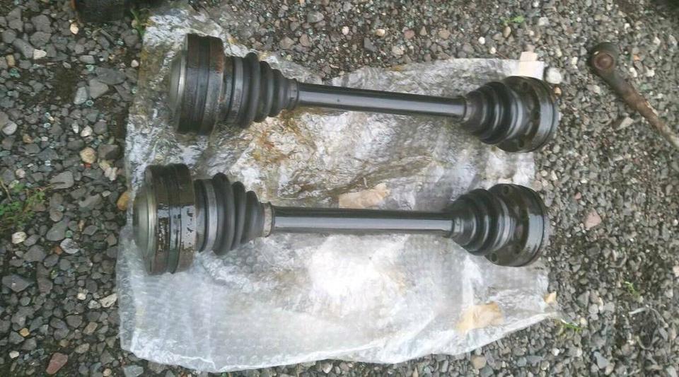 VW Bus T3 ORIGINAL Antriebswelle hinten (TOP)