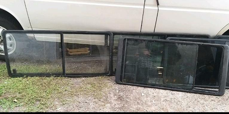 VW T4 Schiebefenster links oder rechts.
