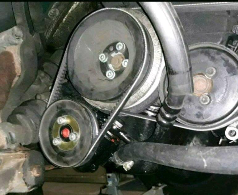 VW T4 Riemenscheiben Kurbellwelle servo 1,9 D 1 X oder 1,9 TD ABL
