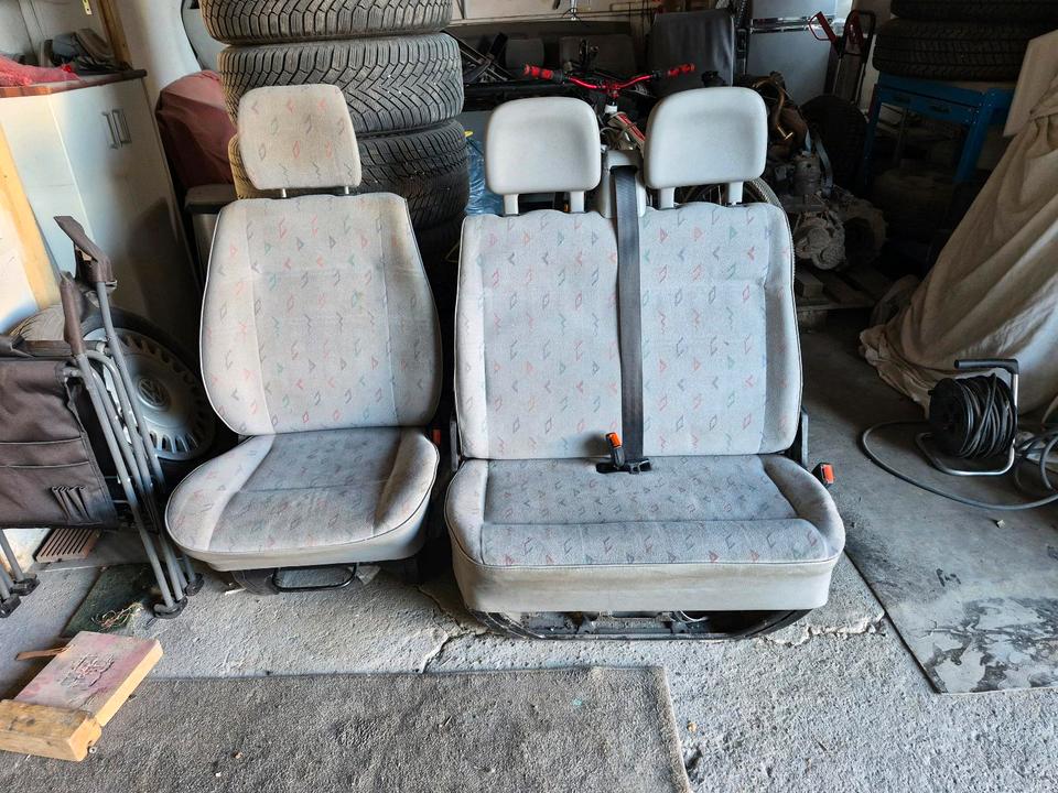 VW T4 Sitzgarnitur vorne  INKA