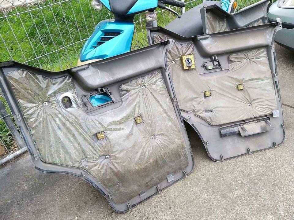 VW T4 Türverkleidung vorne links.