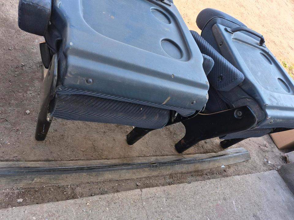 VW Einzelsitz Rücksitz Klappsitz Tisch in blau (TOP)